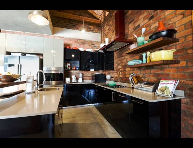 4 BEDROOM HOUSE FOR SALE IN COPPERLEAF ESTATE